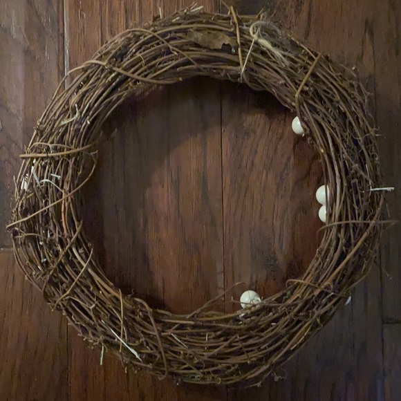10” round brown twiggy wreath with pearl white berry ball ornaments small decor - Picture 3 of 6